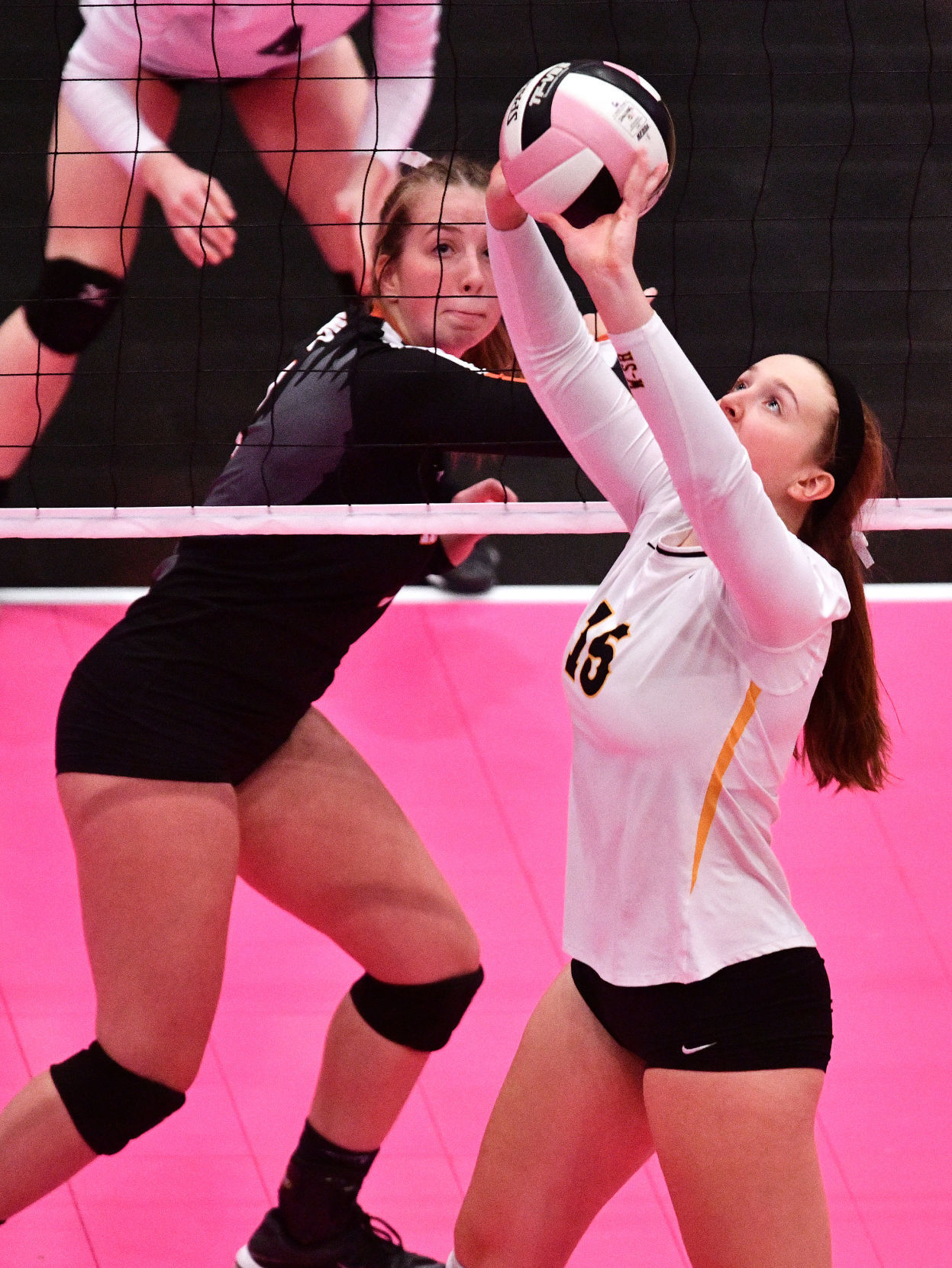 Waverly-Shell Rock vs West Delaware state volleyball